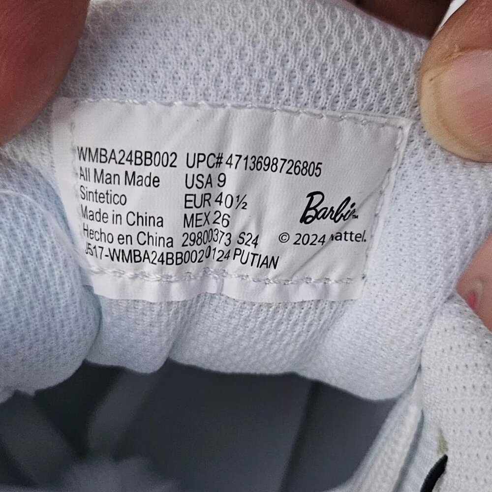 Barbie Women Shoes Pink Sneaker Lace Up Casual Shoes Size 9 NWT - Picture 10 of 10